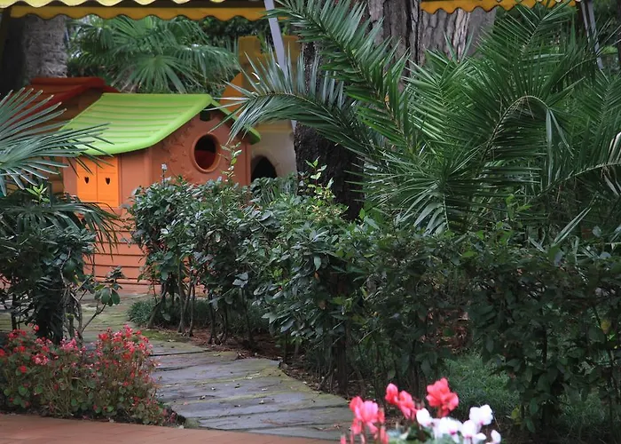 Raffaelli Villino Limoni فورتي دي مارمي