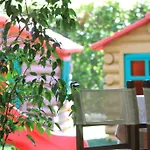 B&B Raffaelli Villino Limoni 3*