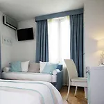 Bed & Breakfast Raffaelli Villino Limoni 3*