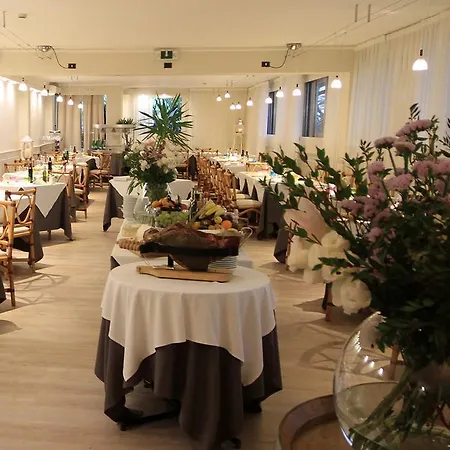 Raffaelli Villino Limoni Nocleg ze śniadaniem Forte dei Marmi