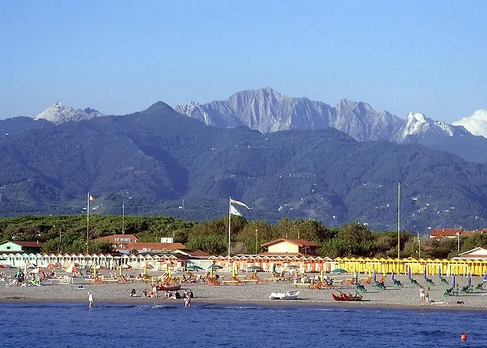 Raffaelli Villino Limoni Bed & Breakfast